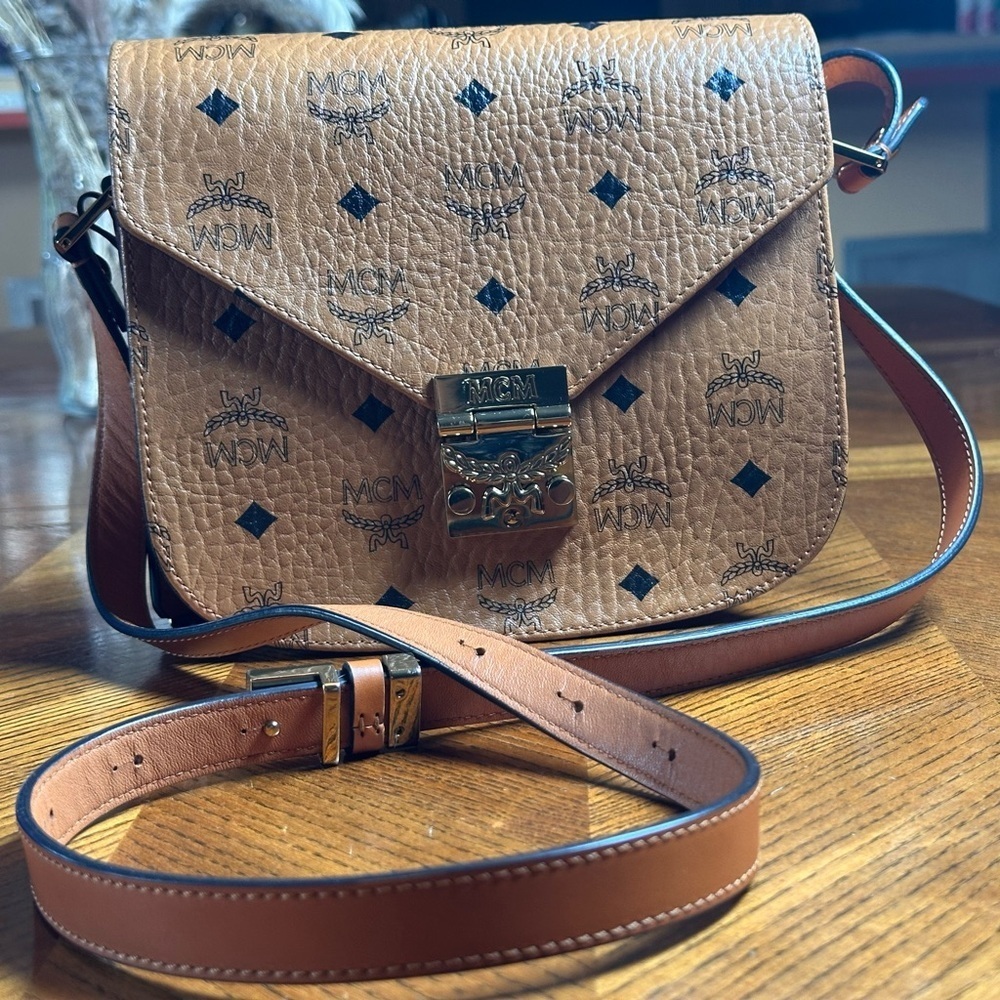 MCM PATRICIA SHOULDER BAG / CROSSBODY
HERITAGE COGNAC CANVAS - Picture 15 of 16